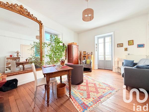 Appartement 4 pièces de 119 m² à Charolles (71120)