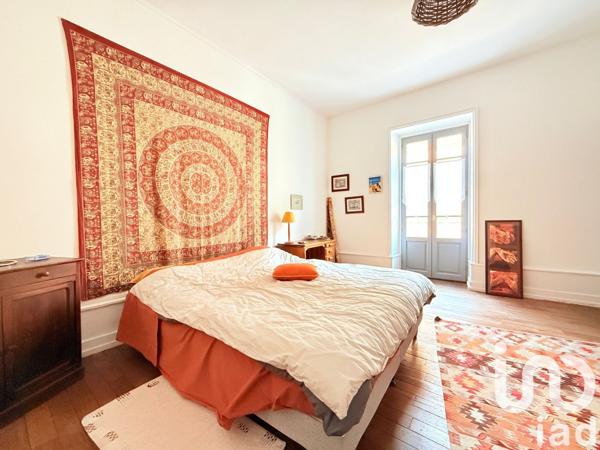 Appartement 4 pièces de 119 m² à Charolles (71120)