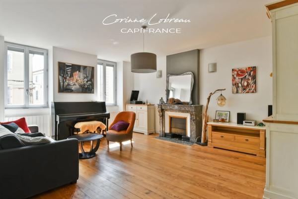 Appartement lumineux avec balcon – 2 chambres – Pont-de-Vaux