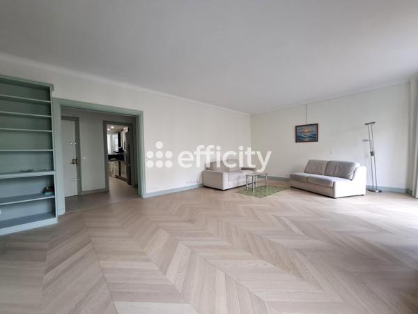 Appartement
         2 pièces
        - 81 m² Bien prestige 967 000 € *