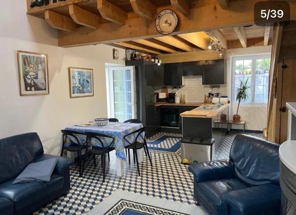 Maison 255 000 € Villetoureix 7 p 143 m² DPE C