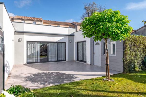 Maison 437 808 € Périgueux 6 p 158 m² DPE B