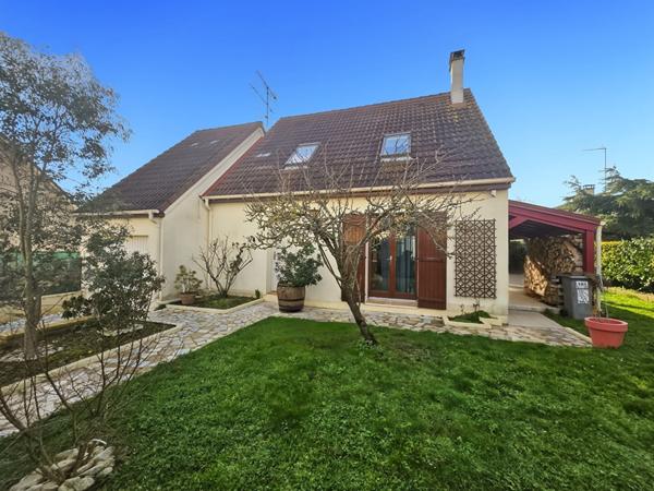 A vendre - Maison à Dammarie Les Lys de 4 chambres