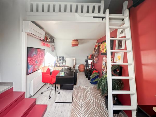 A vendre - Maison à Dammarie Les Lys de 4 chambres