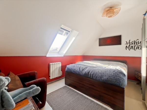 A vendre - Maison à Dammarie Les Lys de 4 chambres