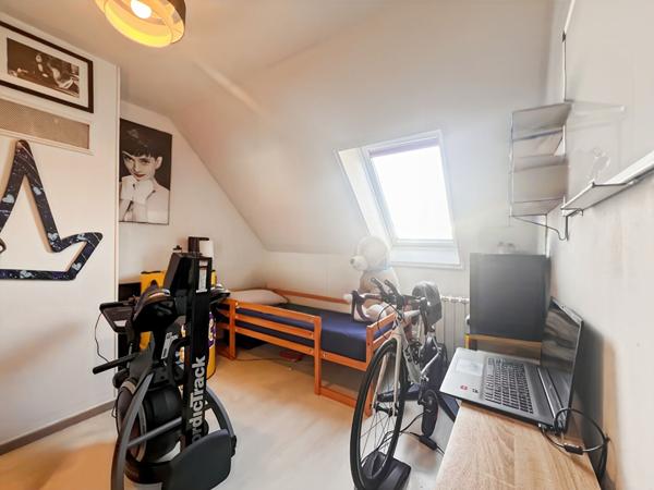 A vendre - Maison à Dammarie Les Lys de 4 chambres