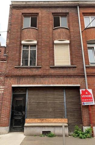 Lomme Maison à rénover entièrement sur parcelle de 187 m² LOMME