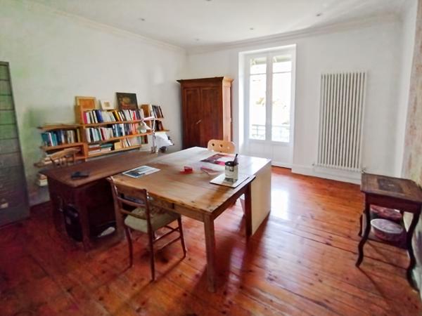 Maison bourgeoise Prayssac 5 pièce(s) 207 m2, parc arboré et piscine