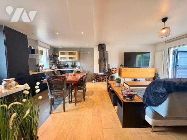 CO-EXCLUSIVITÉ ETUDE TRENTE CINQ NOTAIRES ! VOTRE NOTAIRE DE VERN SUR SEICHE

Située au 101 R...