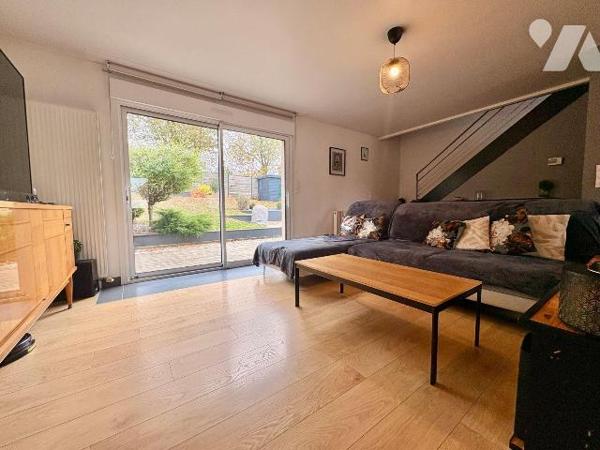 CO-EXCLUSIVITÉ ETUDE TRENTE CINQ NOTAIRES ! VOTRE NOTAIRE DE VERN SUR SEICHE

Située au 101 R...