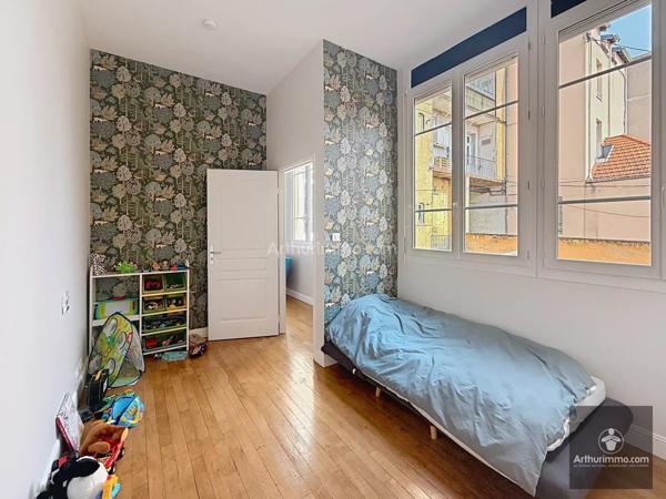 Vente Appartement 5 pièces 110 m2 à Roanne