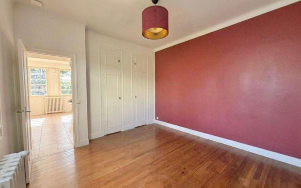 Maison à vendre    3 pièces • 75 m2 Bordeaux