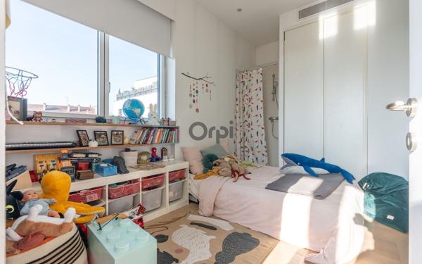 Appartement à vendre    4 pièces • 76,45 m2 Joinville-le-Pont