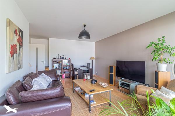 Appartement à vendre |                                       Bruges |                                        3 pièces  |  69 m²