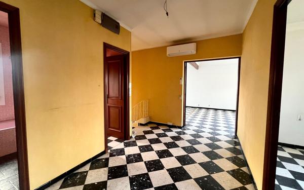 Maison à vendre    4 pièces •  Béziers