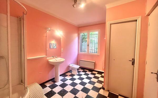 Maison à vendre    4 pièces •  Béziers