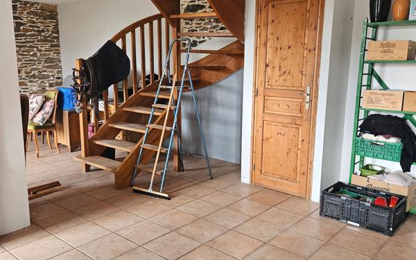 Maison à vendre    3 pièces •  Rieux