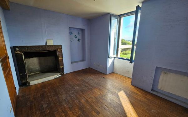 Maison à vendre    3 pièces •  Rieux