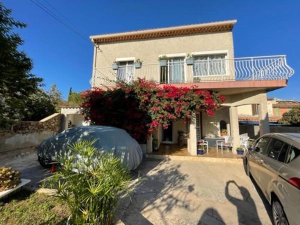 Proche Plage  - Maison Toulon  Est  5 pièce(s) 120 m2  -Terrain 550m²