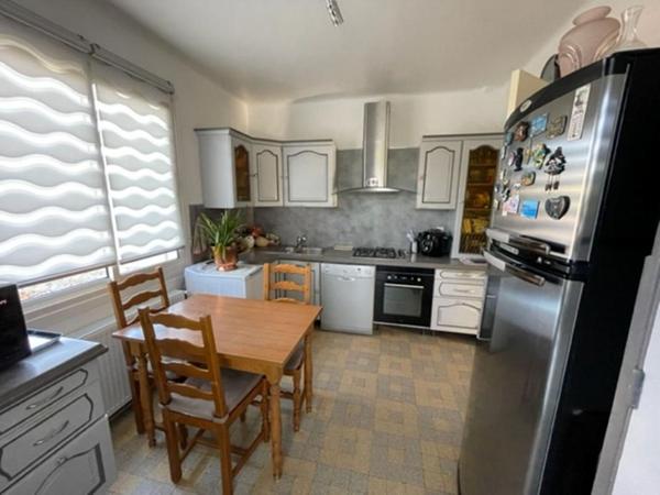 Proche Plage  - Maison Toulon  Est  5 pièce(s) 120 m2  -Terrain 550m²