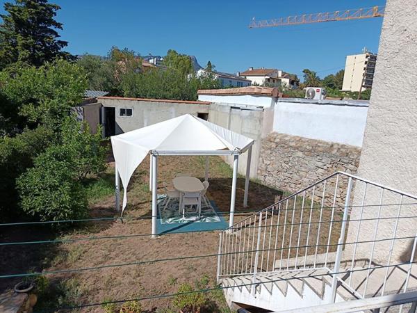 Proche Plage  - Maison Toulon  Est  5 pièce(s) 120 m2  -Terrain 550m²