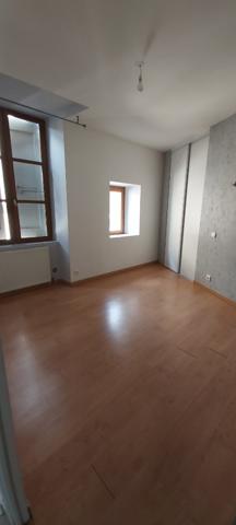 APPARTEMENT RÉNOVÉ À VENDRE AU PUY-EN-VELAY EN EXCLUSIVITÉ