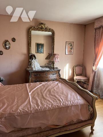 ST-HERBLAIN, Bouvardière. Maison Nantaise de 1967 à rénover sur 359 m² de terrain. Libre à la vente