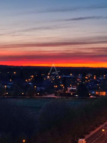 PAU BERLIOZ APPART T2 SANS VIS-A-VIS VUE DEGAGEE SUR PYRENEES