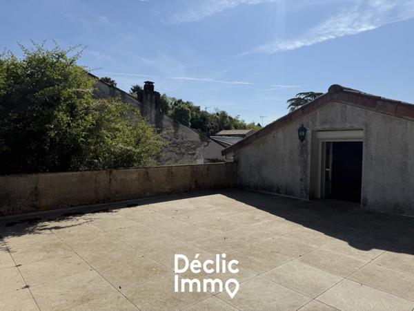 Vente maison et dépendances Iteuil, 175m² 6 pièces 168 000€ avec terrasse