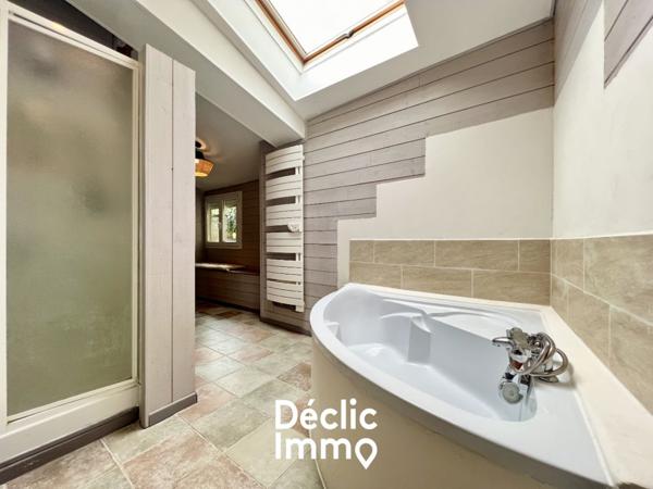 Vente maison et dépendances Iteuil, 175m² 729m² 6 pièces 189 000€