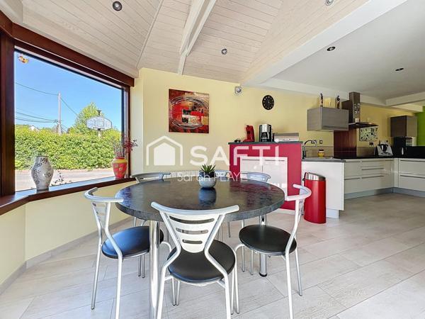 Maison familialle 140m2 habitable, Double garage, Terrain 1600m2