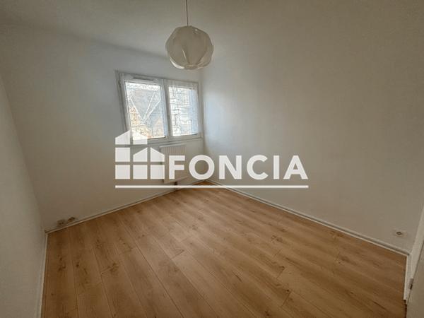 Location Appartement 3 pièces 62.79 m² - 17 RUE RICHELIEU Pau 64000