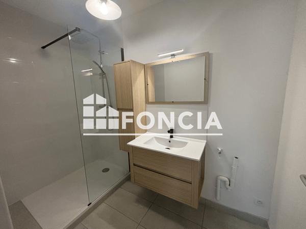 Location Appartement 3 pièces 62.79 m² - 17 RUE RICHELIEU Pau 64000