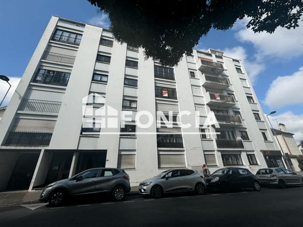 Location Appartement 3 pièces 62.79 m² - 17 RUE RICHELIEU Pau 64000