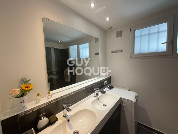 Maison plain pied à Velleron, Bel extérieur sans vis à vis ni nuisance !