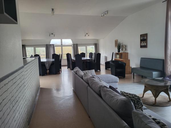 Immeuble à vendre SAINT LOUP LAMAIRE (79) Terrain aménagé 3340 m²