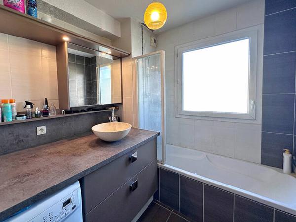 Appartement 4 pièces - Traversant - Chambéry - 85m2