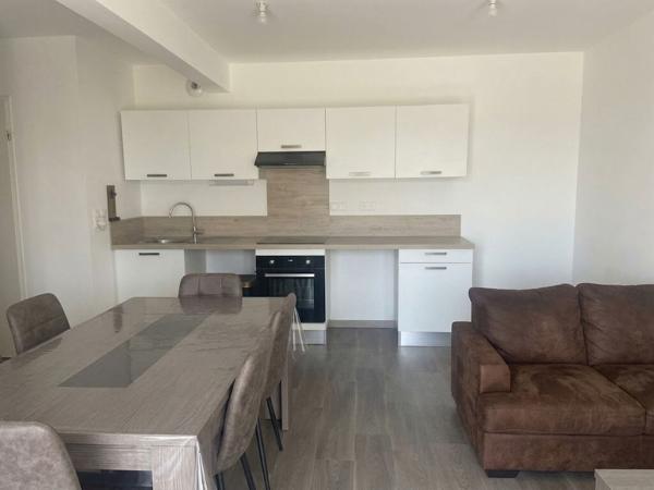SAINT GILLES CROIX DE VIE - APPARTEMENT T3 - 62 M2