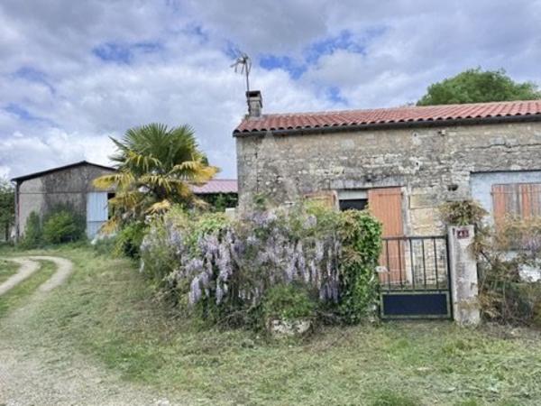 Champniers, Propriété avec beau potentiel sur 1ha