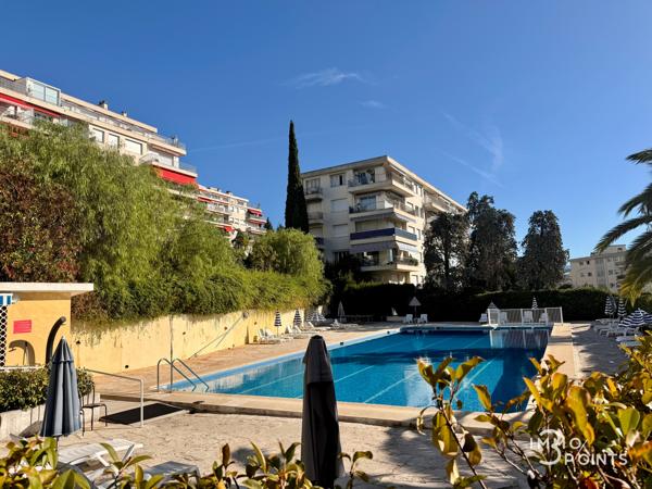 4P RENOVE TERRASSE VUE MER AVEC PISCINE ET PARKINGS