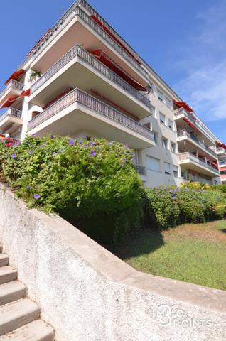 4P RENOVE TERRASSE VUE MER AVEC PISCINE ET PARKINGS