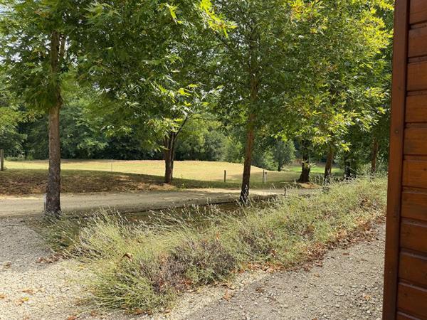 Villa moderne et confortable avec piscine, en bordure d'un golf