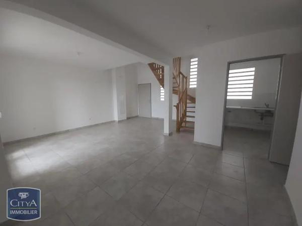 Appartement à louer 5 pièces 112.55m²