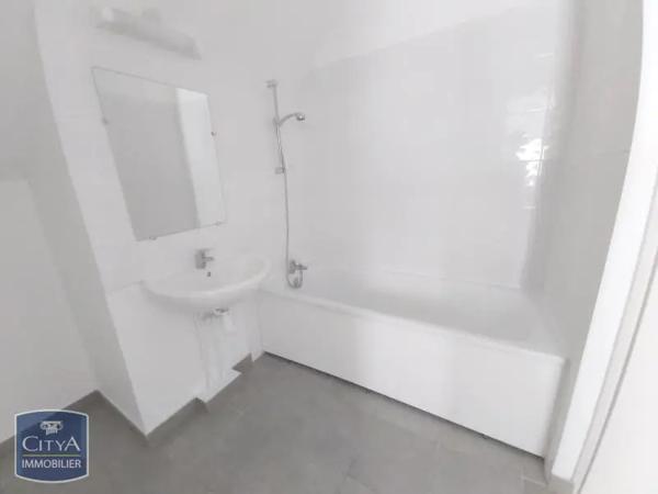 Appartement à louer 5 pièces 112.55m²