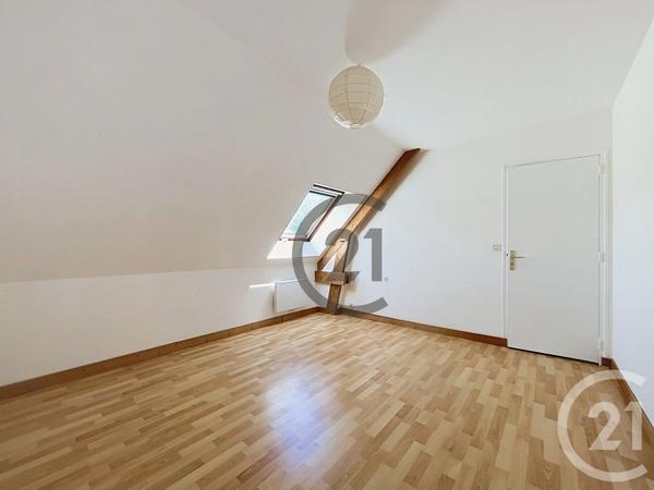 Maison à vendre  9 pièces - 212 m 2   LA TURBALLE  - 44