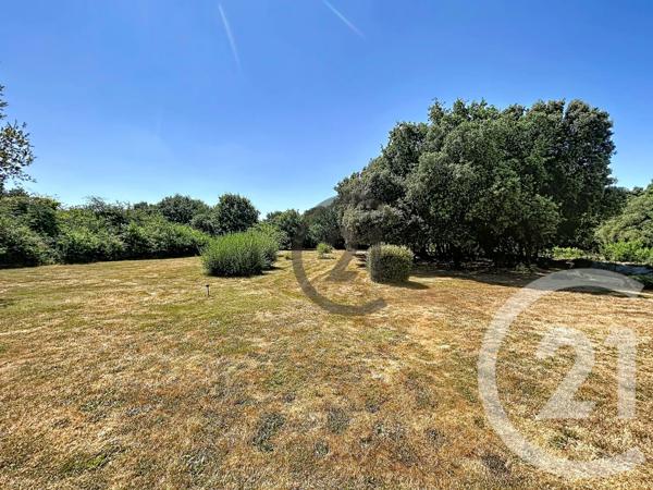 Maison à vendre  9 pièces - 212 m 2   LA TURBALLE  - 44