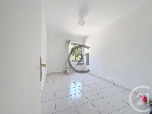 Maison à vendre  9 pièces - 212 m 2   LA TURBALLE  - 44