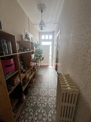 Immeuble à vendre de 264 m²