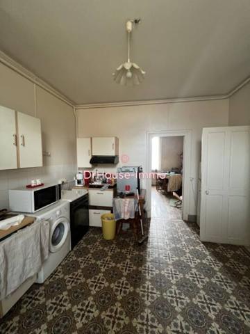 Immeuble à vendre de 264 m²