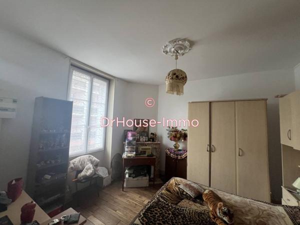 Immeuble à vendre de 264 m²